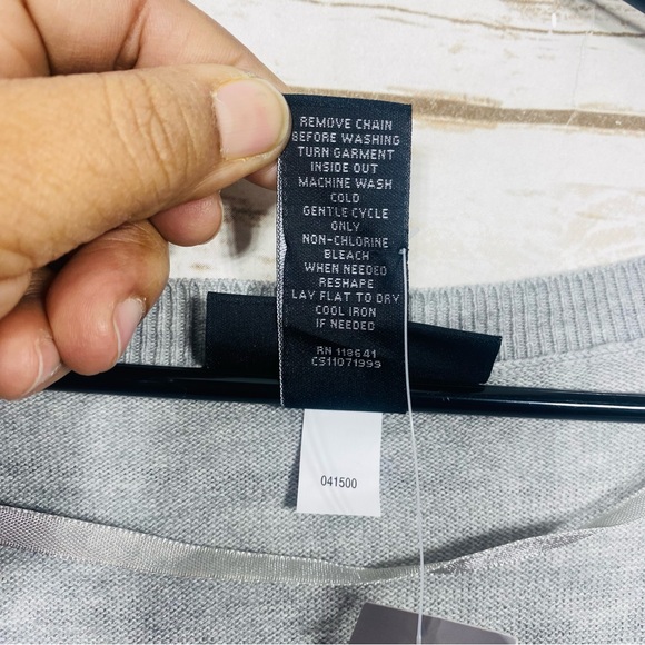 Lane Bryant Gray and Black Safety Pin 3/4 Sleeve Light Sweater Top Size 22/24 - Picture 8 of 8